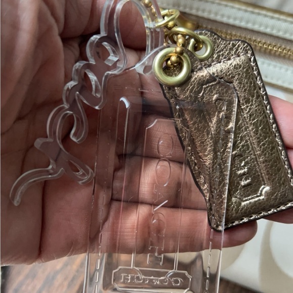 COACH POPPY. Signature Lurex Groovy Shoulder/Swing Bag - Picture 3 of 6